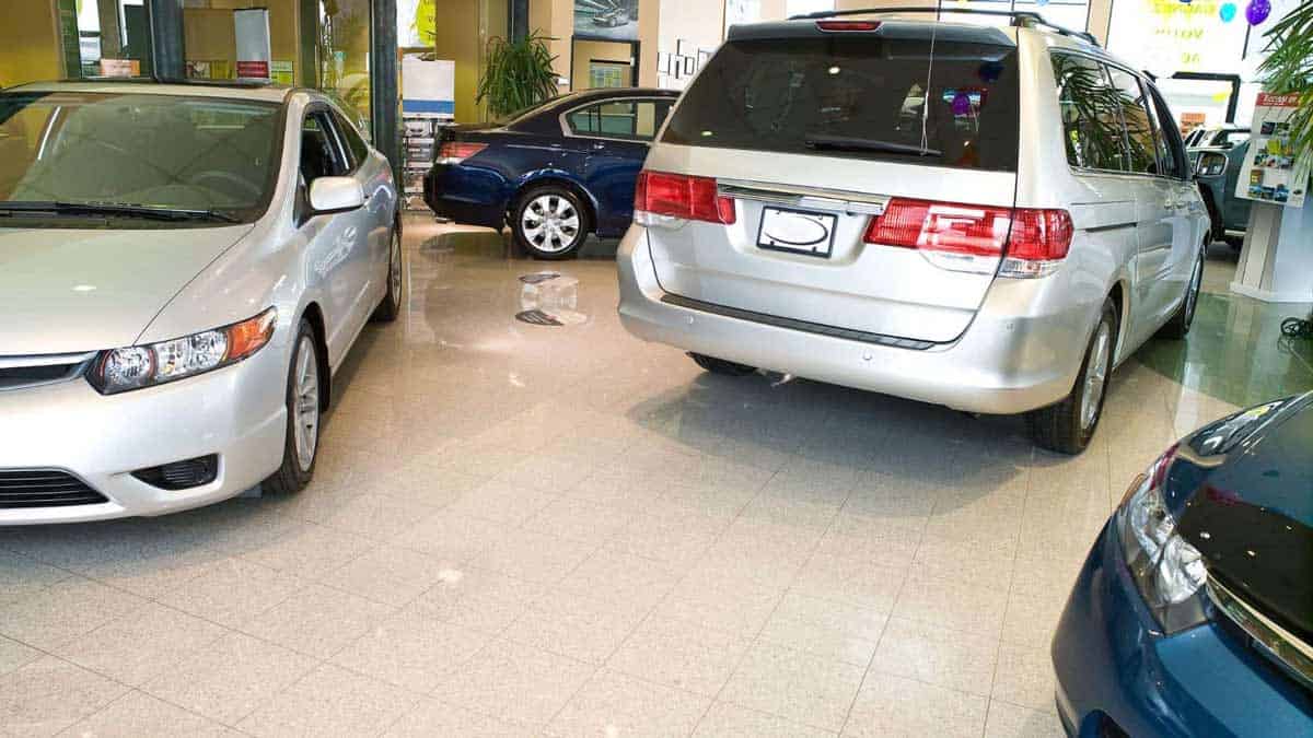 Reasons to Have Car Dealership Facility Cleaned by the Pros